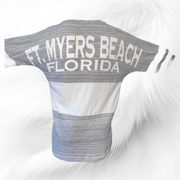 EUC Women’s Exist Ft Meyers Beach Florida Long Sleeve Shirt Gray/White Jersey - Picture 3 of 4